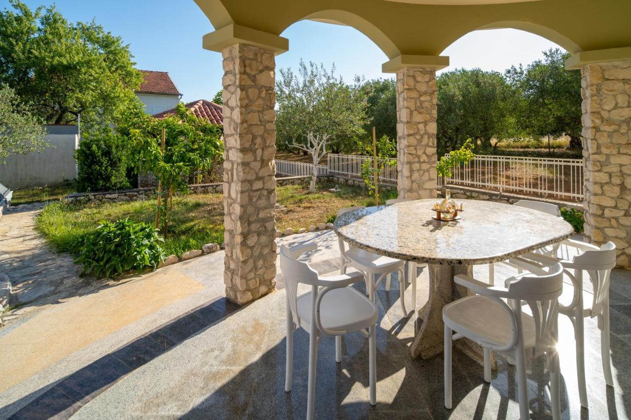 Lusi House Villa Sveti Filip i Jakov Kültér fotó