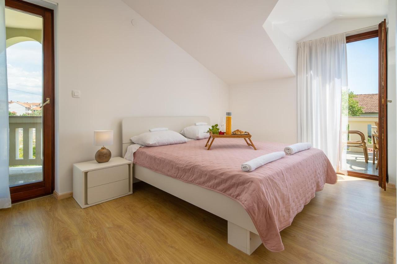 Lusi House Villa Sveti Filip i Jakov Kültér fotó