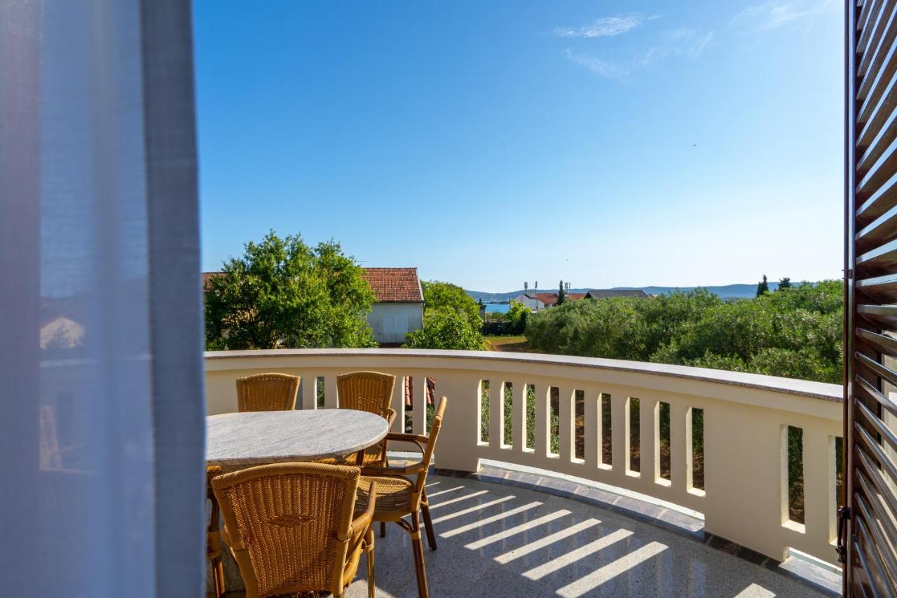 Lusi House Villa Sveti Filip i Jakov Kültér fotó